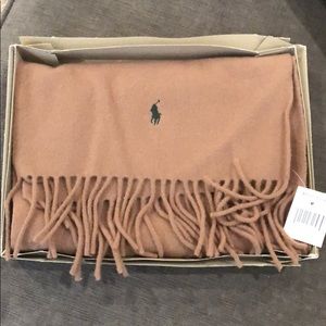 NWT Ralph Lauren 100% wool scarf